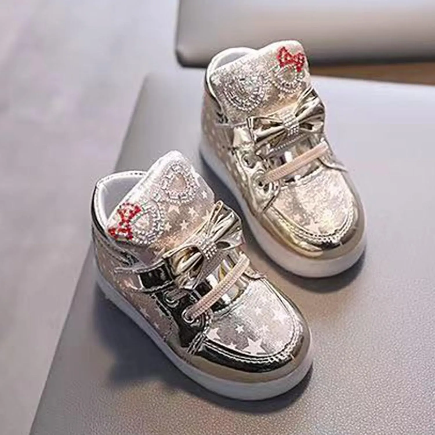 Baby Boys Girls Sequins Glitter Sneaker Bow Light Up Sport Shoes Toddler Open Toe Soft First Walking Light Fashion Shoes