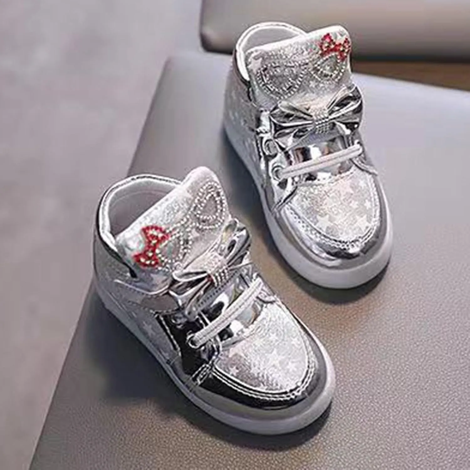 Baby Boys Girls Sequins Glitter Sneaker Bow Light Up Sport Shoes Toddler Open Toe Soft First Walking Light Fashion Shoes