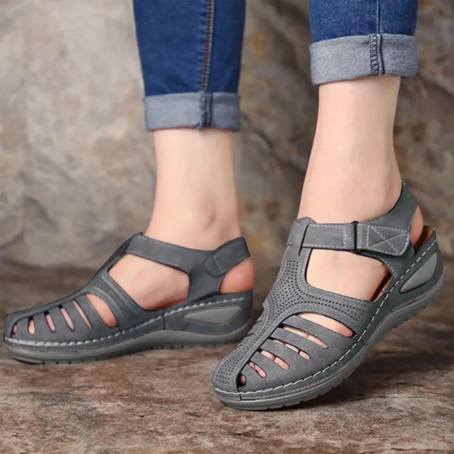 Closed Toe Sandals for Women 2025 Dressy Arch Support Walking Sandals Summer Ankle Strap Non-Slip Hollow Out Wedge Sandal Beach Mid Heel Platform