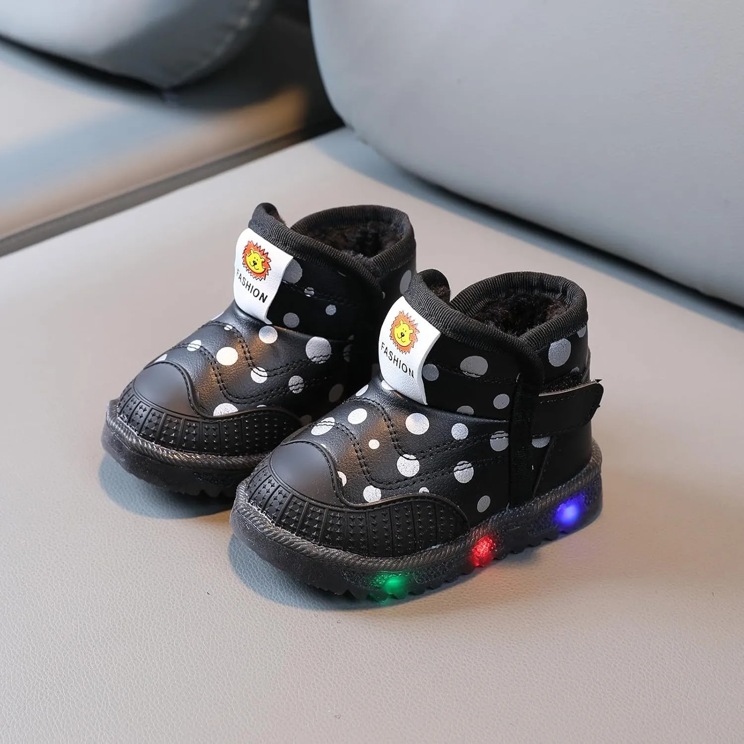 High Top Light Up Toddler Sneakers Boys Girls Cotton Plush Fashion Warm Sneaker Cute Casual Walking Snow Baby Boots