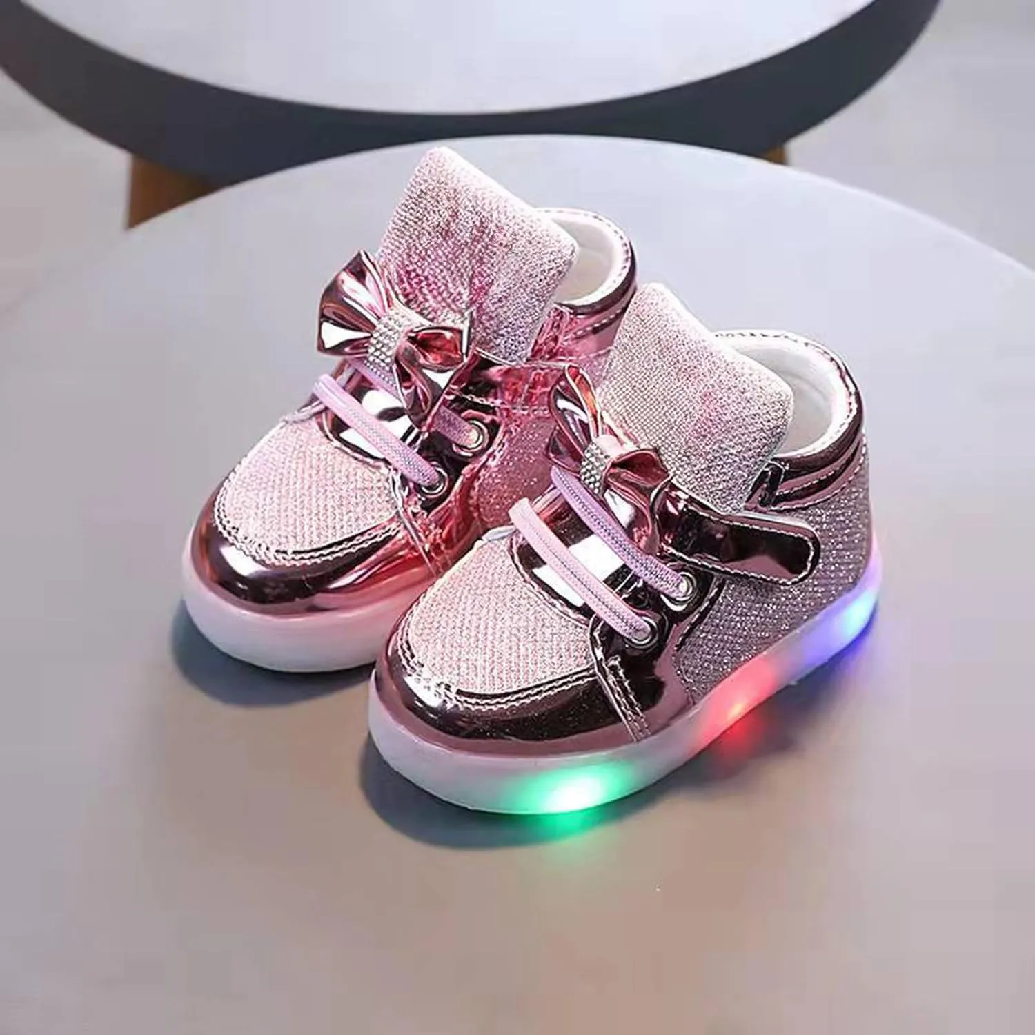 Light Up High Top Shoes for Toddler Kids Glowing Luminous Flashing Sneakers Baby Boys Girls Casual Fashion Shoes