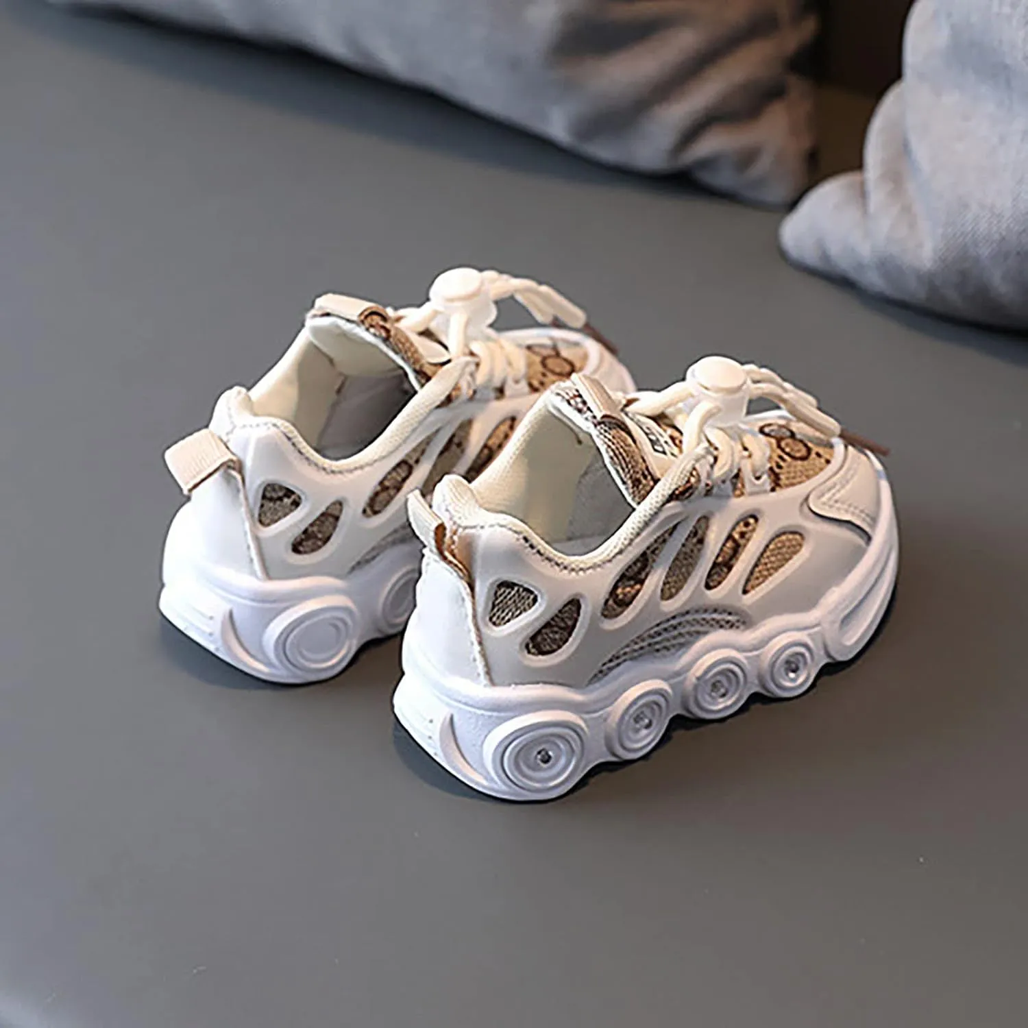 Light Up Shoes for Kids Fashion Adjustable Strap Lace-Up Athletic Sport Walking Sneakers Light up Shoes for Girls Size 2