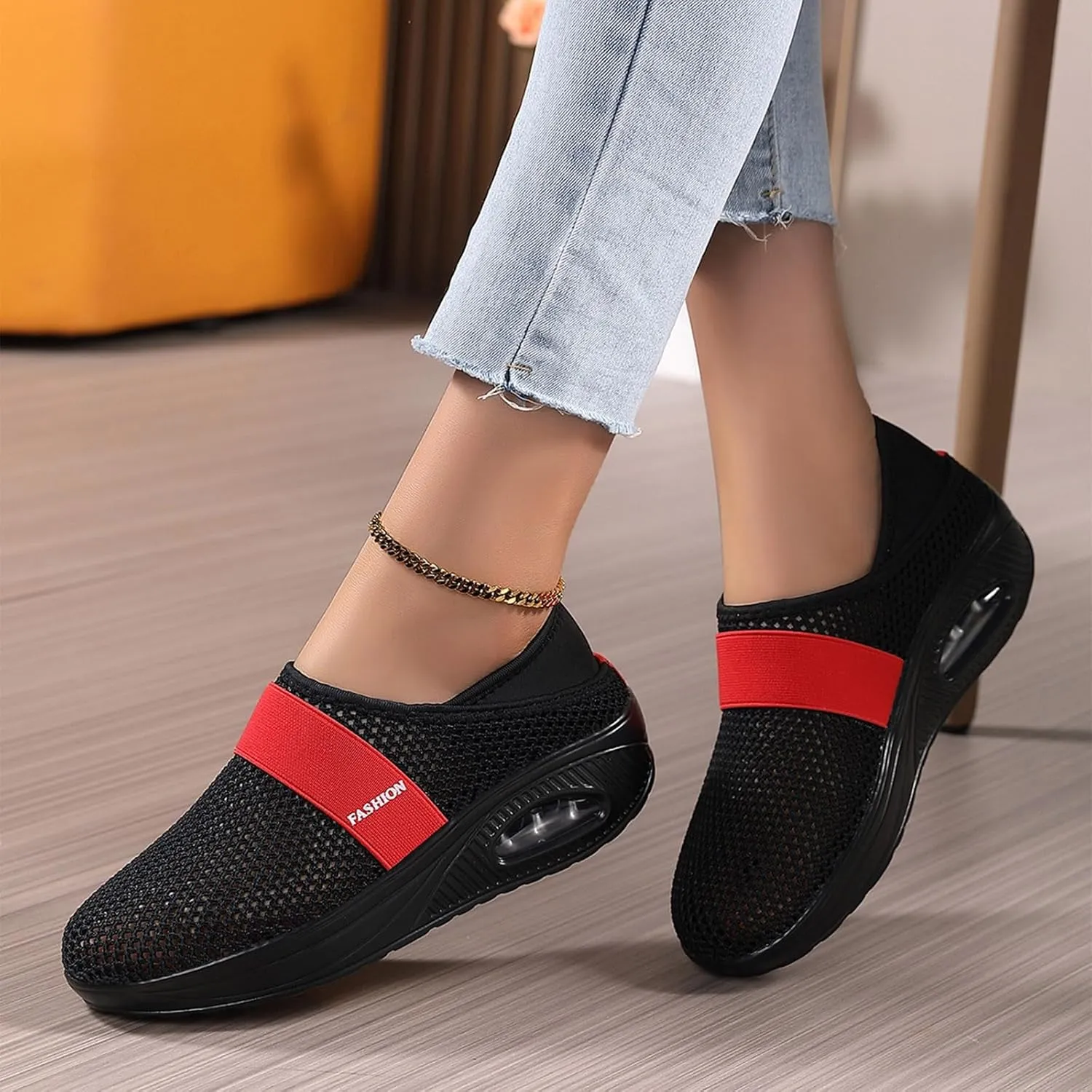 Lightweight Non Slip Sneakers for Men Breathable and Light Outdoor Comfy Walking Shoe Comfortable Stretch Shoes