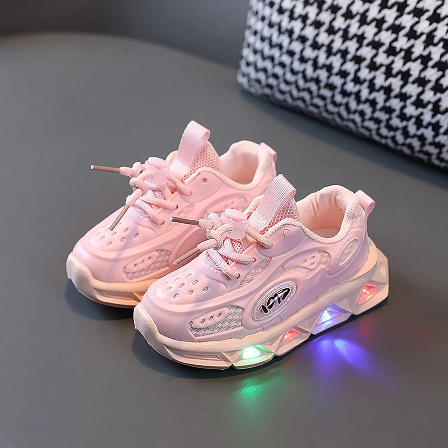 Memory Foam Light Up Sneaker for Toddler Baby Boys Girls Mesh Lace-Up Breathable Led First Walking Sport Shoes Non Slip