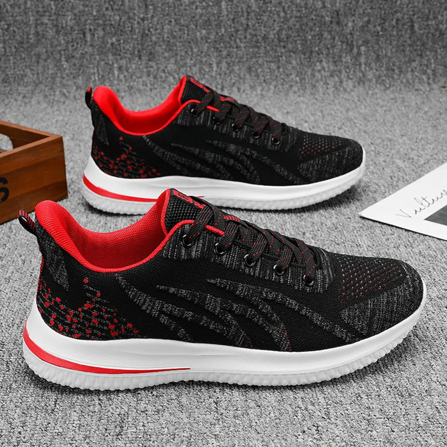 Men's Breathable Barefoot Shoes Casual Sneaker Mesh Breathable Walking Shoe Lightweight Diabetic Shoes for Men
