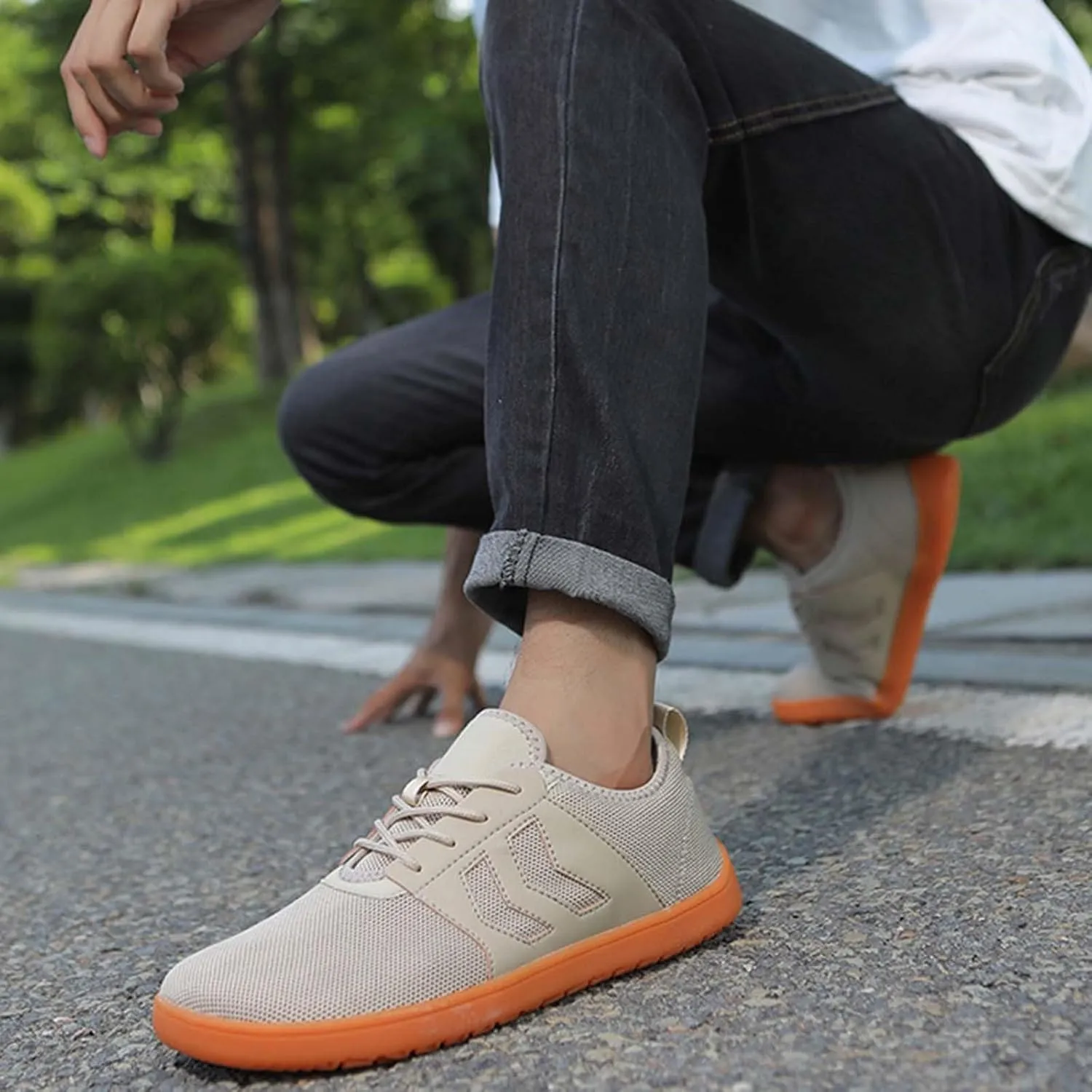 Men's Comfy Walking Shoes Fashion Sneakers 2025 Low Top Summer Lace-up Solid Color Breathable Closed Toe Flats Outdoor Comfortable Daily Casual Sneaker