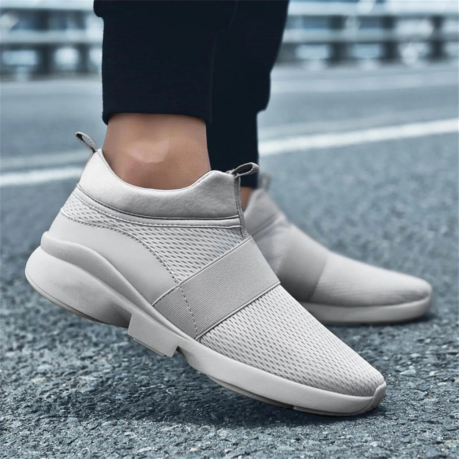 Men's Comfy Walking Shoes High Top Fashion Sneakers 2025 Closed Toe Flats Summer Solid Color Breathable Outdoor Comfortable Daily Casual Sneaker for Summer
