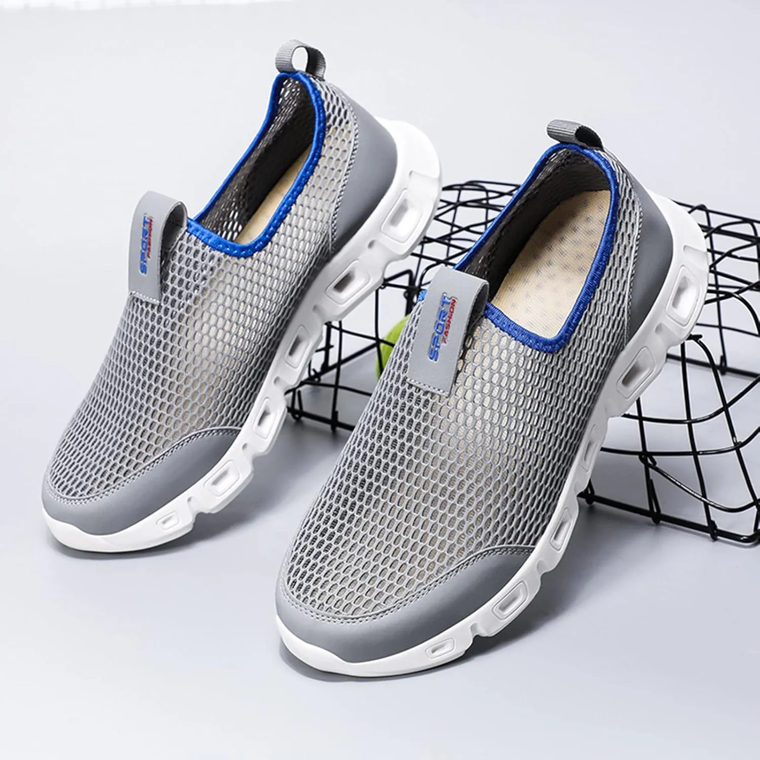 Men's Non Slip Barefoot Minimalist Shoes Breathable and Light Outdoor Comfy Walking Shoe Non Slip Walking Shoes