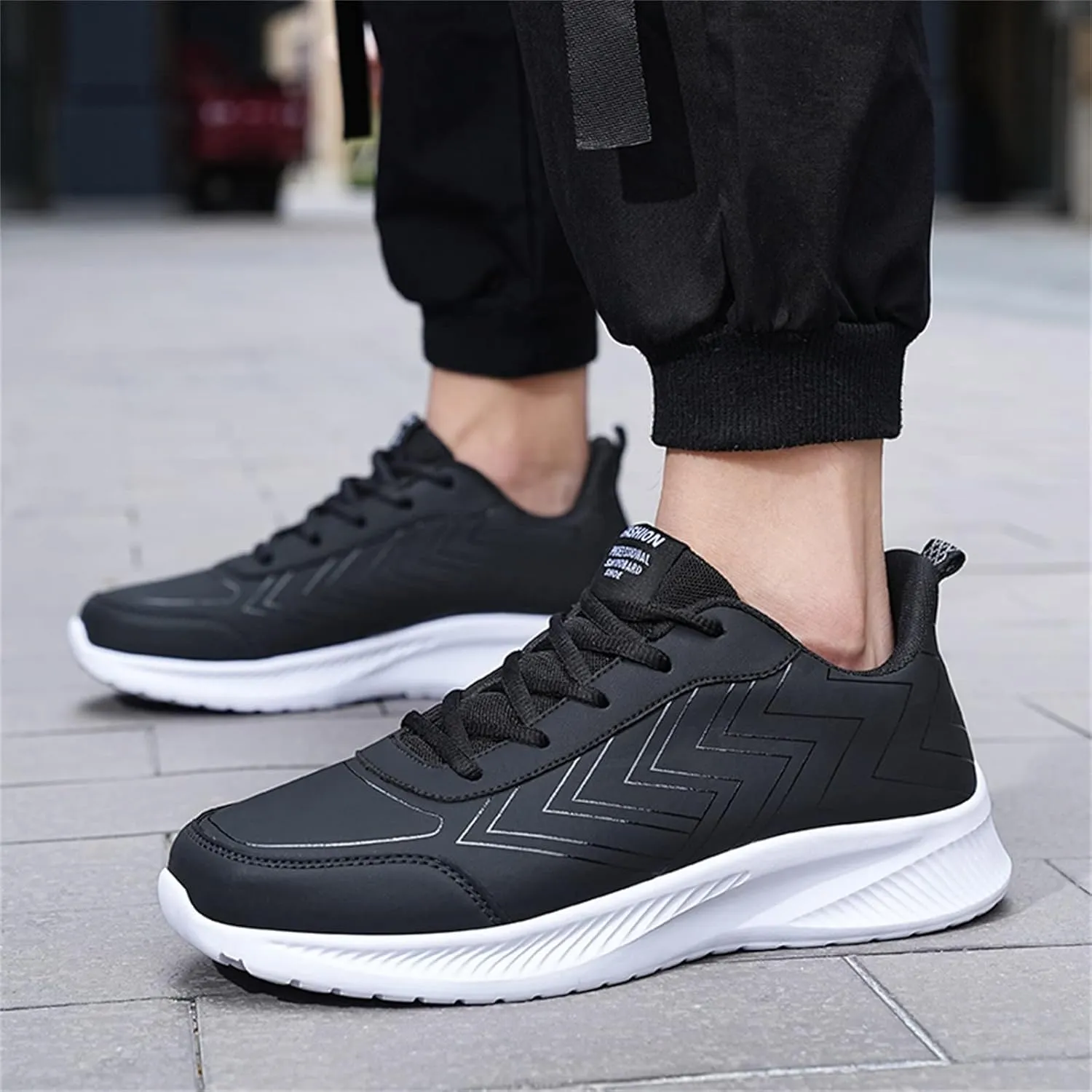 Men's Non Slip Barefoot Minimalist Shoes Breathable Elastic Fly Woven Mesh Sneaker Men's Business Casual Shoes