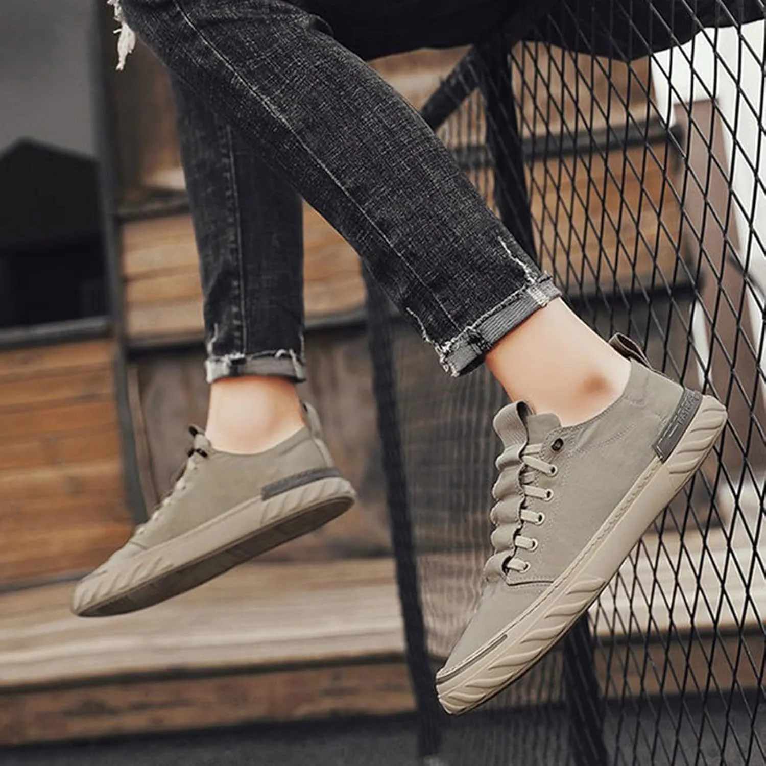 Men's Non Slip Tennis Sneakers Casual Sneaker Mesh Breathable Walking Shoe Men's Stylish Lightweight Sneakers