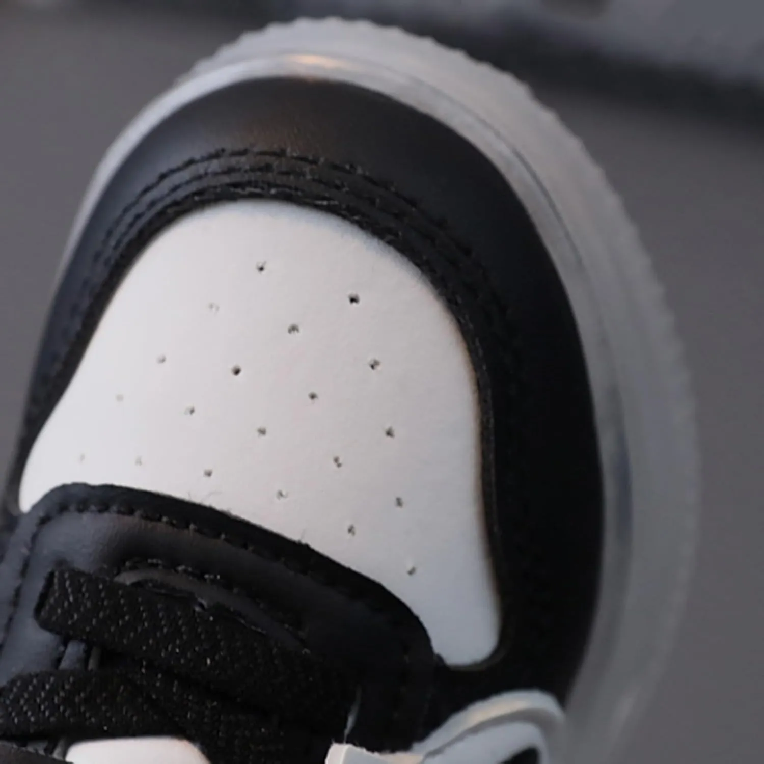 Toddler Boys Girls Light Up Shoes Little-Kids Flashing Soft Bottom Breathable Sport Shoes Children Luminous Trainer