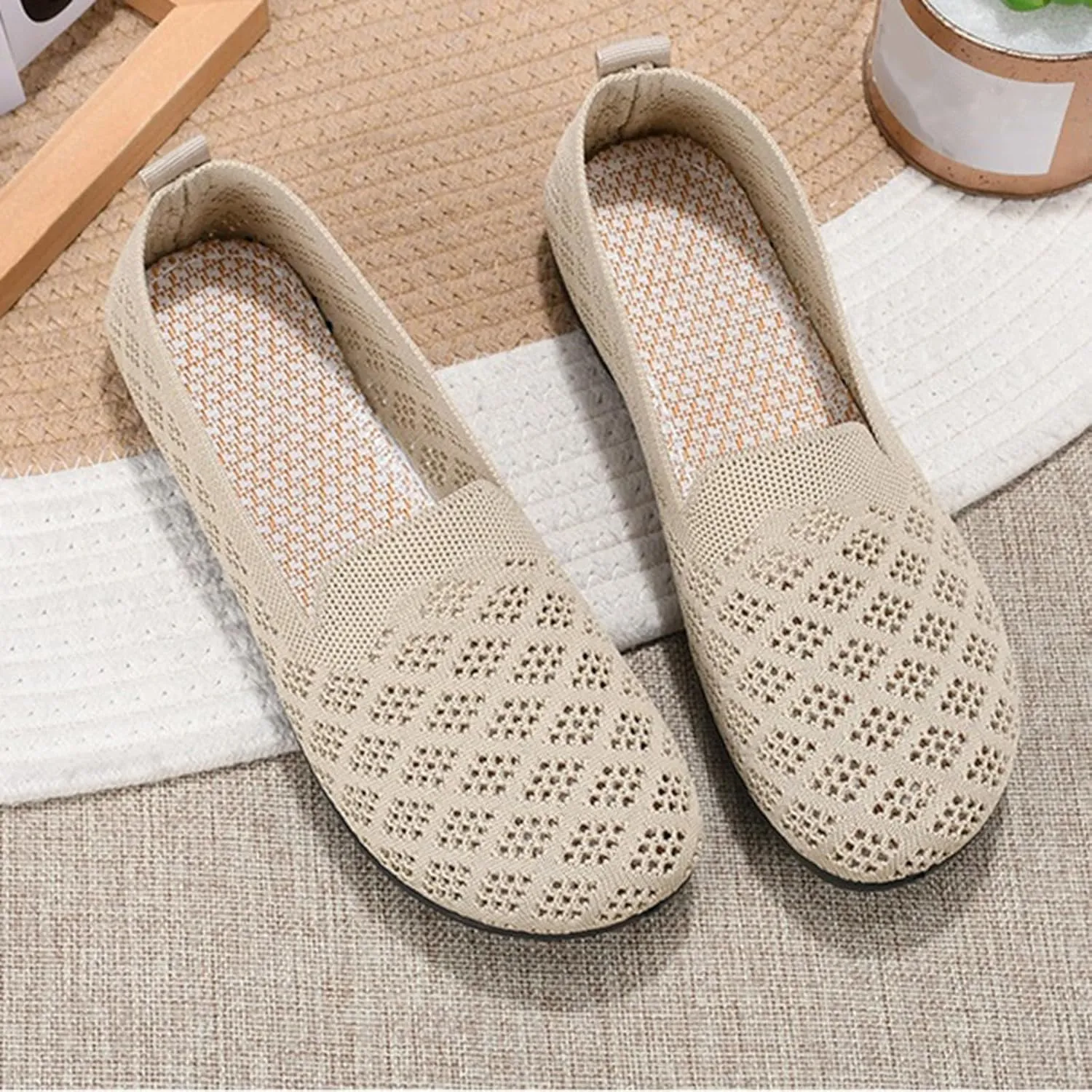 Women's Mesh Flat𝐬 Knit Slip on Walking Shoes Comfortable Non Slip Running Shoes Wide Width Mesh Breathable Casual Sneaker