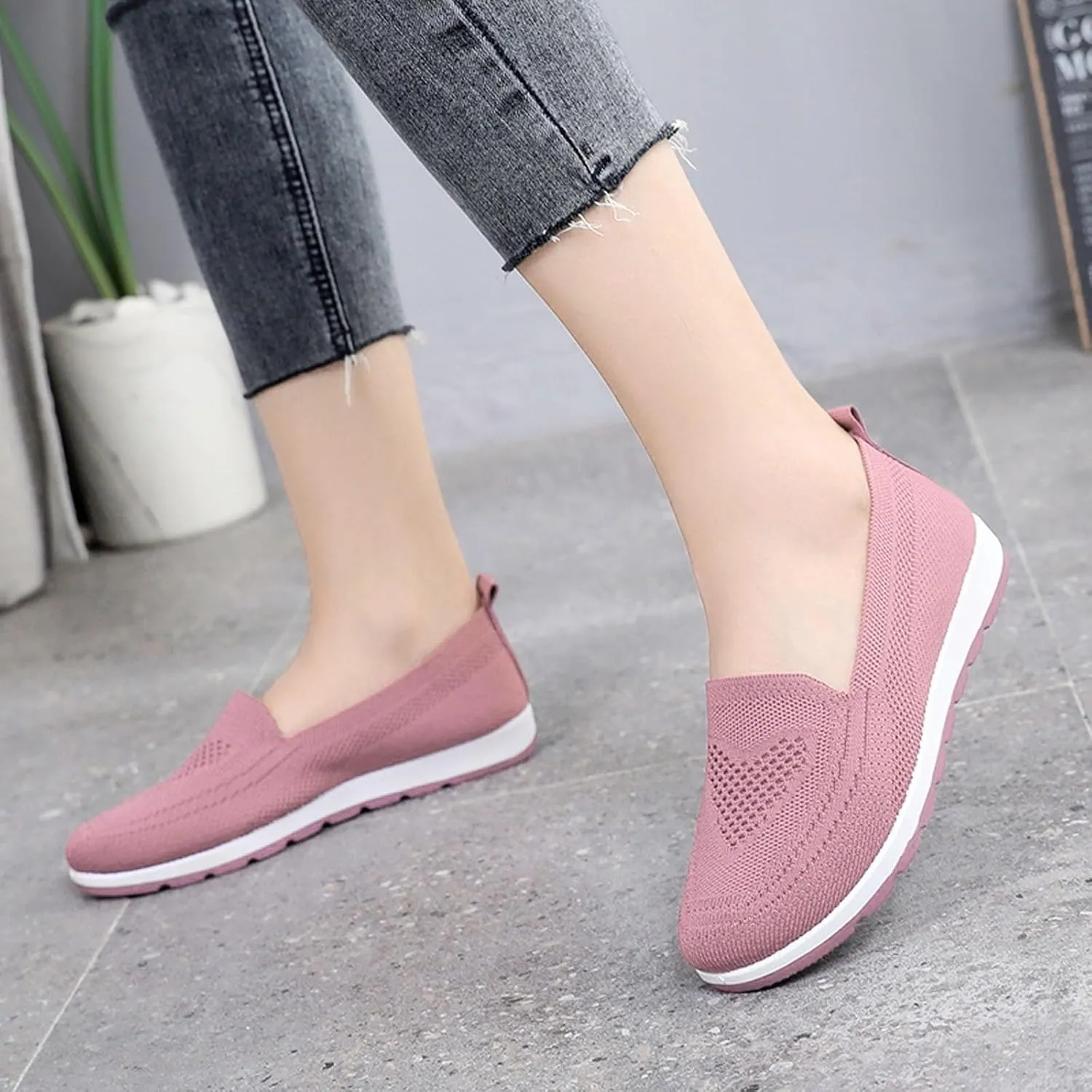 Women's Woven Walking Shoes Fashion Sneakers for Ladies 2025 Casual Mesh Summer Slip-On Breathable Shoe Closed Toe Flat Bottom Daily Casual Shoe