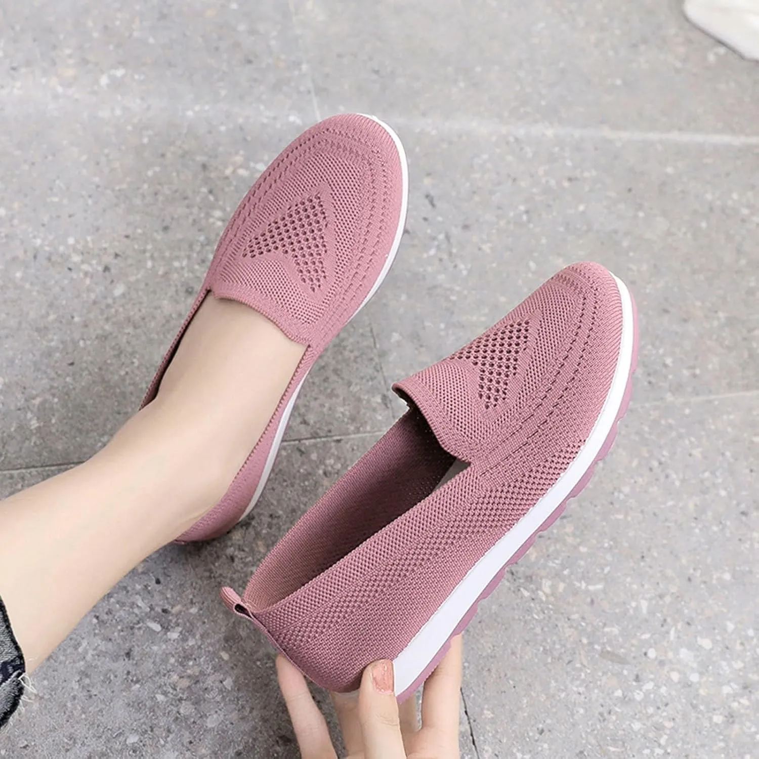 Women's Woven Walking Shoes Fashion Sneakers for Ladies 2025 Casual Mesh Summer Slip-On Breathable Shoe Closed Toe Flat Bottom Daily Casual Shoe