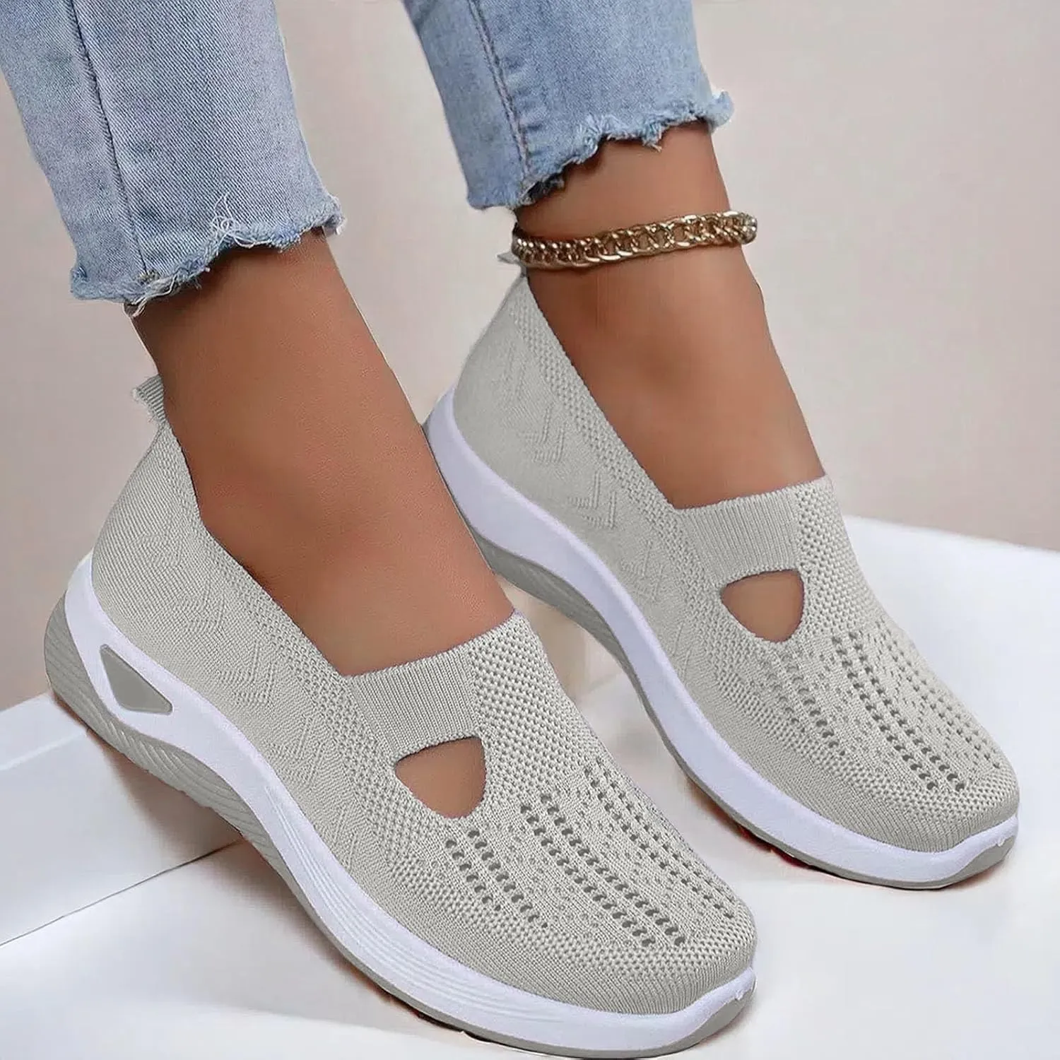Women's Woven Walking Shoes Fashion Sneakers for Ladies 2025 Hollow Casual Mesh Summer Slip-On Breathable Shoe Flat Bottom Closed Toe Daily Casual Shoe